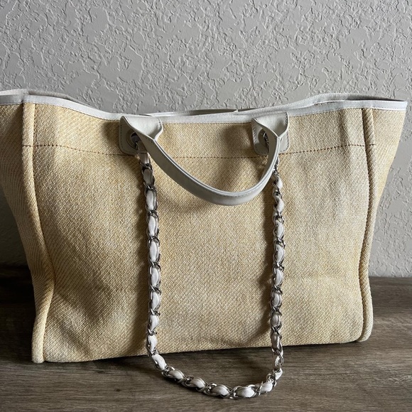 Chanel Woven Straw Raffia Medium Deauville Tote Beige - Picture 3 of 16